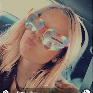 Meet your Posher, Hailey